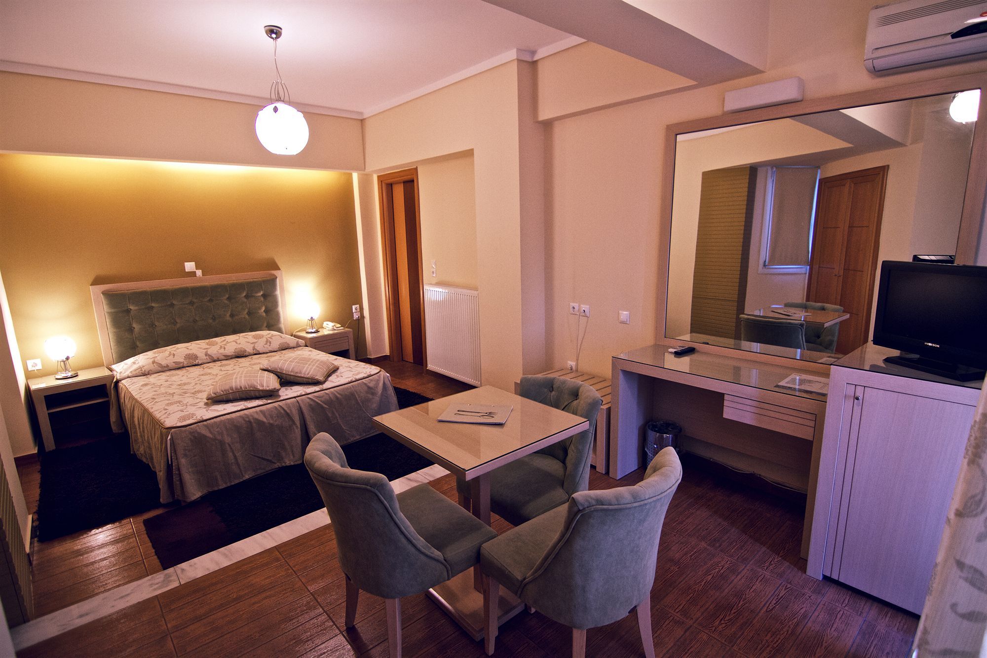 Heliotrope Hotels Mytilene Bagian luar foto
